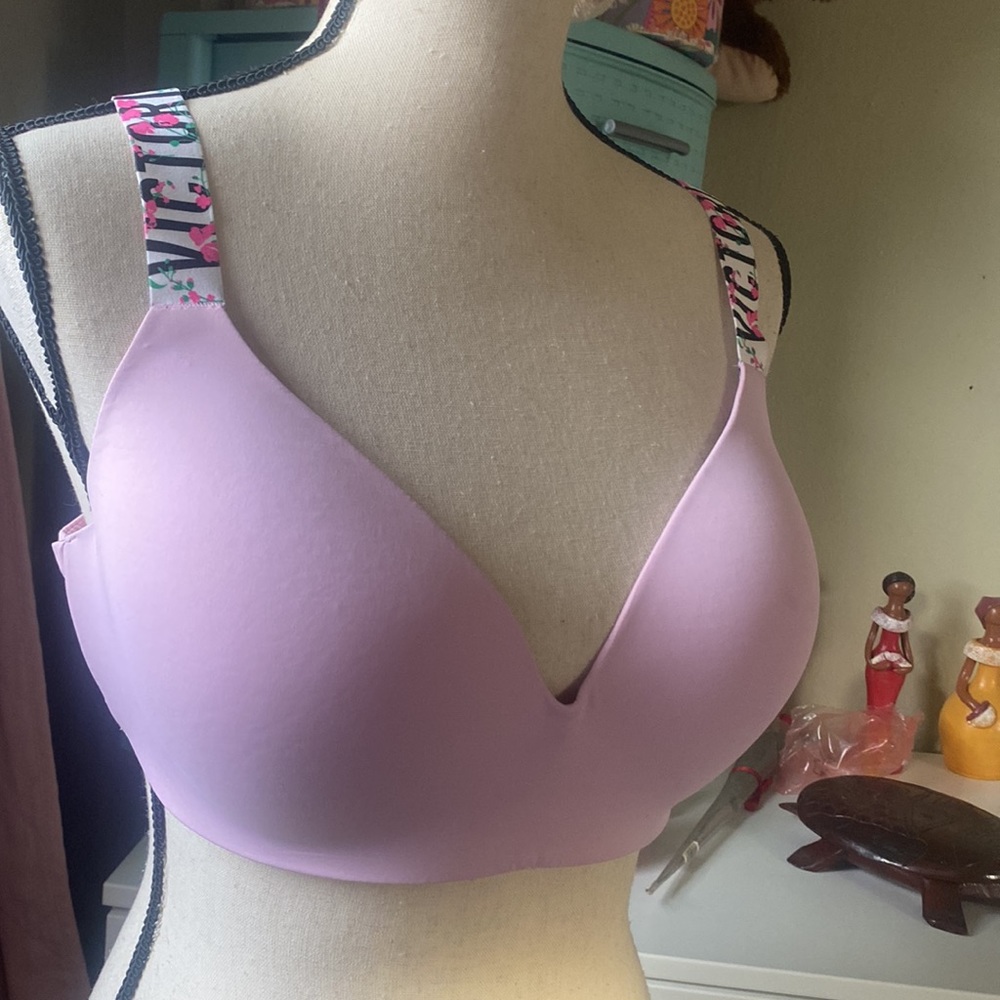 VICTORIA'S SECRET Wire-Free Padded Bra - Pink - Size 40C